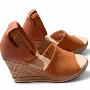 TOMS Orange Suede Espadrille Wedge Sandals
